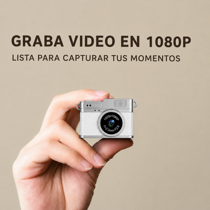 Mini cámara S150 blanca grabando video en resolución 1080p